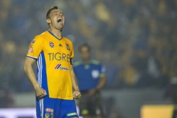 El 11 ideal de Tigres ya con las llegadas de Vargas y Advíncula