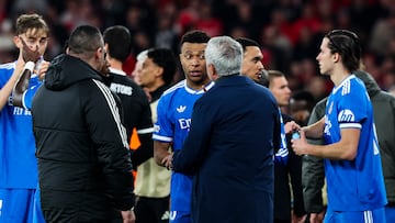 Jose Mourinho y Kylian Mbappé.