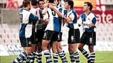 ESPEJISMO. La buena línea del equipo la pasada campaña no sirvió para enderezar el rumbo del club.