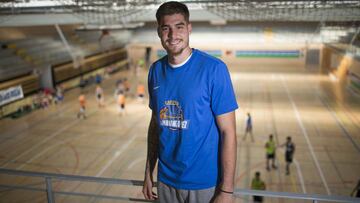 Juancho Hernangómez, en su campus, este verano.