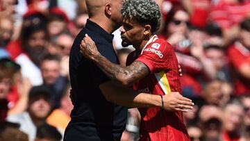 Slot confirma que Luis Díaz se queda en Liverpool.