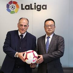 Las relaciones de Chen y el área deportiva dan sus frutos