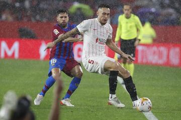 Ocampos y Jordi Alba.