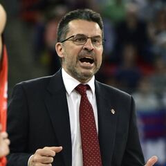 Martínez: "Compararse con el Madrid da un poco de vértigo"