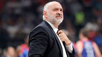 Real Madrid&#039;s head coach Pablo Laso during the EuroLeague Final Four final  basketball match between Real Madrid  and Anadolu Efes Istanbul at the Stark Arena in Belgrade on May 21, 2022. (Photo by Pedja Milosavljevic / AFP)