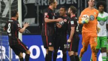 Fabián se viste de héroe en debut de Liga con el Eintracht