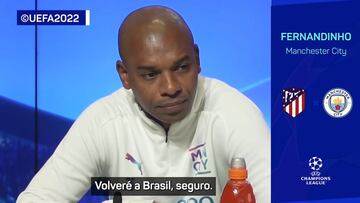 Así dijo Fernandinho que se iba del City minutos antes de que Guardiola entrase en la sala