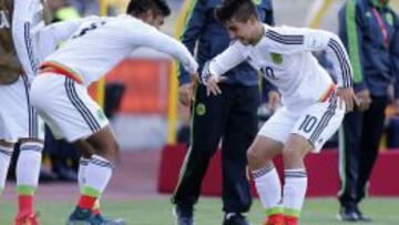 México derrotó a los impredecibles ecuatorianos y ahora se medirá a Nigeria.