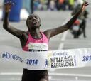 Kiplagat 'vuela' en Barcelona y bate el récord del mundo