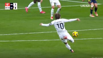 El ‘escuadrazo’ de Modric que ya es candidato al mejor gol que se ha visto en el Nuevo Bernabéu