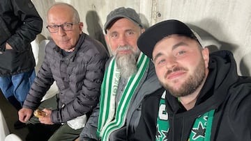 Tres aficionados del Racing.