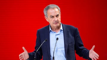 El secretario general del
PSOE de 2000 a 2012 y presidente del Gobierno de España de 2004
a 2011, José Luis Rodríguez Zapatero, durante los premios Rosa Manzano en el primer día del 41 Congreso Federal del PSOE en el Palacio de Congresos y Exposiciones, a 29 de noviembre de 2024 en Sevilla (Andalucía, España). El PSOE inicia, hoy viernes, su 41 Congreso Federal en el que el partido cerrará filas y se volcará en apoyar a su líder, el presidente del Gobierno y secretario general, Pedro Sánchez.
29 NOVIEMBRE 2024
Joaquin Corchero / Europa Press
29/11/2024
