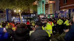 El héroe humilde: la salida de Kanté con el coche que se compró en 2015 por 20.000 euros