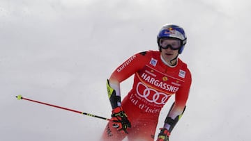 VAL D'ISERE, FRANCE - DECEMBER 10: Marco Odermatt of Team Switzerland celebrates during the Audi FIS Alpine Ski World Cup Men's Giant Slalom on December 10, 2022 in Val d'Isere, France. (Photo by Michel Cottin/Agence Zoom/Getty Images)