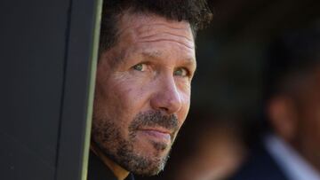 Simeone, en el banquillo de Balaídos.