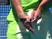 La pulsera de Alcaraz se permite en todos los deportes... salvo en el Open de Australia