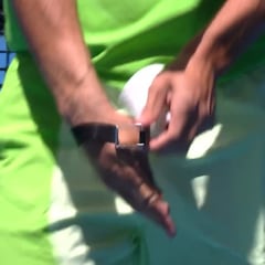 ¿Qué es una Whoop, la pulsera que le han hecho quitarse a Alcaraz y por qué la prohíben?