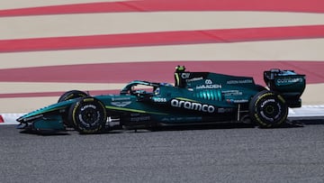 Formula One F1 - Pre Season Testing - Bahrain International Circuit, Sakhir, Bahrain - February 19, 2026 Aston Martin's Fernando Alonso in action during pre-season testing REUTERS/Hamad I Mohammed