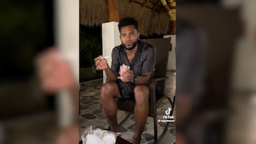 El delantero pasa vacaciones antes de viajar a México para unirse a Cruz Azul.