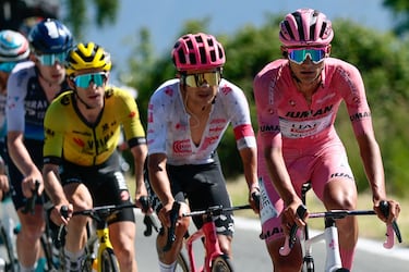 Isaac del Toro resiste y mantiene la ‘Maglia Rosa’ en el Giro de Italia