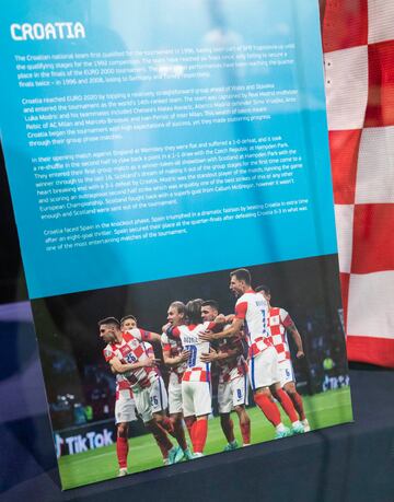 Hampden Park está situado en Glasgow (Escocia) con una capacidad de 52. 500 espectadores. Es es escenario habitual de las eliminatorias de la Copa de Escocia y de la Copa de la Liga de Escocia.