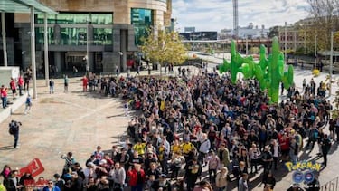 Más de 2.000 personas se reúnen para jugar a Pokémon GO