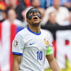 Why is Kylian Mbappé not scoring for France at Euro 2024?