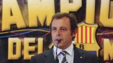 <b>SANDRO ROSELL. </b>El nuevo presidente, que no se ha prodigado ante los medios de comunicación, en una de sus contadas intervenciones.