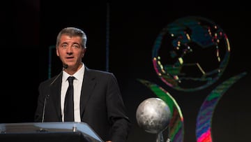 Foto durante la Cuarta Ceremonia de Investidura del Salon de la Fama 2014, en la foto: Miguel Angel Gil Presidente del Club Atletico de Madrid
11/11/2014/MEXSPORT/Osvaldo Aguilar,
Lugar: Auditorio Gota de Plata