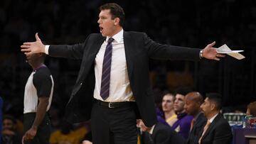 Walton conf¨ªa en sus Lakers como aspirantes al campeonato