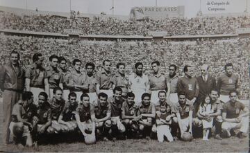 Entre liga, copa y Campeón de campeones, el exmediocampista se adjudicó un total de nueve títulos con los Panzas Verdes, esto durante el período de 1947 a 1958. 