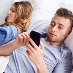 Anna Vicen Renner, coach de terapia de parejas: “Estamos normalizando que cada uno se refugie en su pantalla”