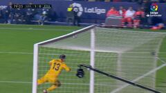 El fallo de Courtois en la tremenda volea de Morales y que costó muy caro al Madrid