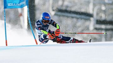 KILLINGTON, VERMONT - NOVEMBER 30: Mikaela Shiffrin of the United States competes in the first run of the Women's Giant Slalom during the STIFEL Killington FIS World Cup race at Killington Resort on November 30, 2024 in Killington, Vermont. Sarah Stier/Getty Images/AFP (Photo by Sarah Stier / GETTY IMAGES NORTH AMERICA / Getty Images via AFP)