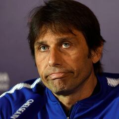 Vialli: "Conte está como loco por dejar el Chelsea este verano"