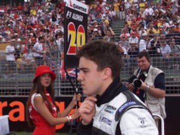 El español Fernando Alonso en su debut con Minardi-European en el Gran Premio de Australia.