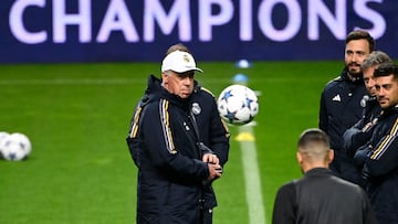 Real Madrid's Italian coach Carlo Ancelotti heads a training session at the Municipal stadium of Braga on October 23, 2023, on the eve of the UEFA Champions League 1st round day 3 Group C football match between SC Braga and Real Madrid CF. (Photo by MIGUEL RIOPA / AFP)