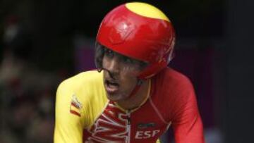LON205. LONDRES (REINO UNIDO), 01/08/2012.- El ciclista español Jonathan Castroviejo en la prueba contrarreloj de los Juegos Olímpicos de Londres 2012, hoy miércoles 1 de agosto en las calles de la capital británica. EFE/Jesús Diges