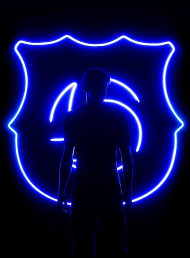 El club blaugrana anunciaba la salida de la segunda equipación con una imagen de Lamine Yamal.