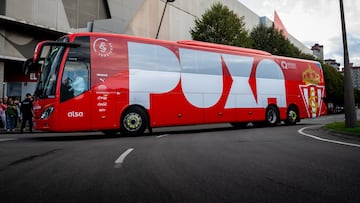 19-12-25. IMAGEN DEL AUTOCAR DEL SPORTING.