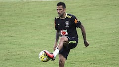 Dani Alves: "Me motiva jugar ante James y Cuadrado"