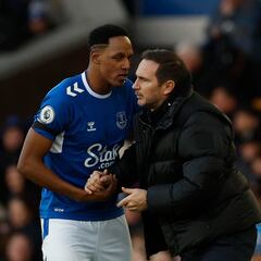 Yerry Mina, con molestias musculares: Lampard lo esperará