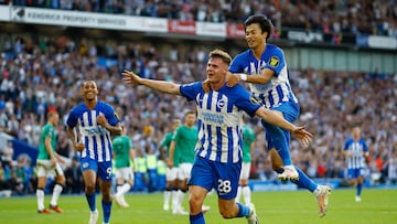 Evan Ferguson comandó la victoria del Brighton al despacharse un triplete frente a Newcastle.