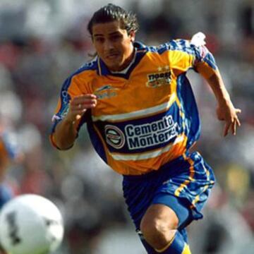 Claudio 'Diablo' Nuñez anotó un tanto jugando por Tigres en la Copa Libertadores 2005.