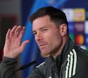 ¿Podría volver a entrenar Xabi Alonso esta temporada? Esto dice la normativa de la UEFA y de la RFEF