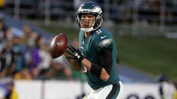 Tras la lesión de Carson Wentz, Nick Foles saltó al campo para tratar de salvar la temporada de los Eagles y lo logró al ganar el Super Bowl.
