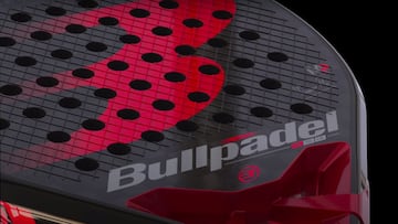 La pala de p&aacute;del Bullpadel MM1 PRO.