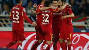 Los jugadores del Getafe celebran el tanto del empate.