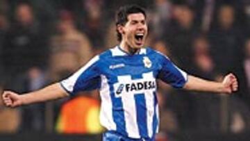 <B>UN LIBERAL DE IZQUIERDAS</B>. Luque aporta gol desde la banda zurda.