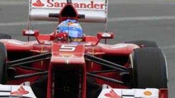 CUARTO. Alonso pudo hacer pruebas con su Ferrari y fue cuarto en las dos tandas de entrenamientos libres del viernes.